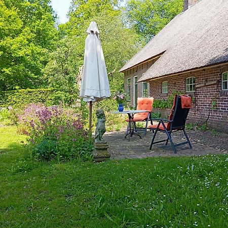 Onder de Linde, Rust, Natuur en Privacy Benneveld Exterior foto