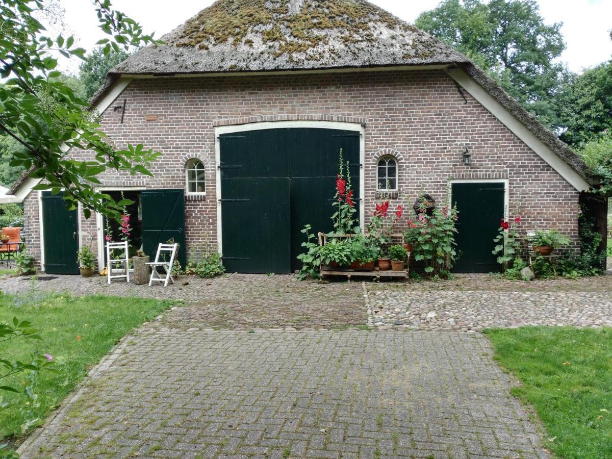 Onder de Linde, Rust, Natuur en Privacy Benneveld Exterior foto