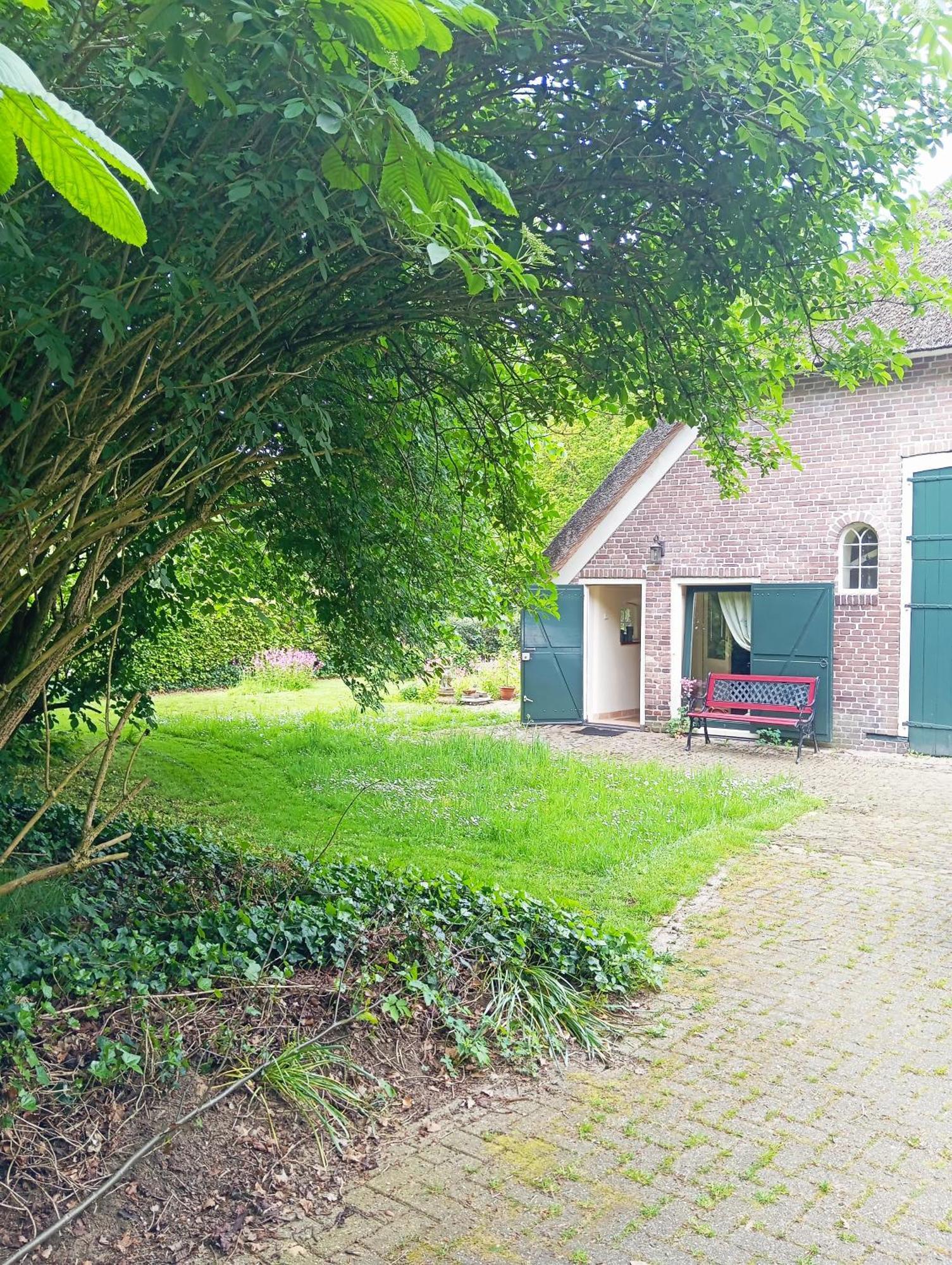 Onder de Linde, Rust, Natuur en Privacy Benneveld Exterior foto